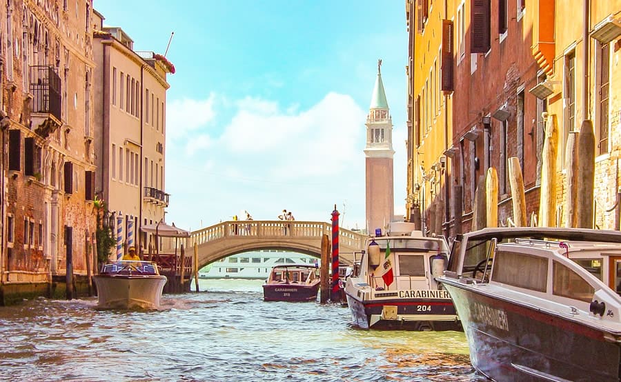 Cómo llegar a Venecia y moverse entre canales 1 Cómo llegar a Venecia. Moverse en Venecia