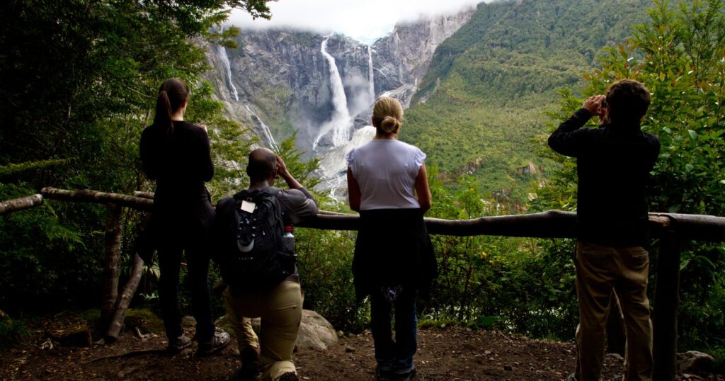 Parques nacionales para familias amantes del ecoturismo 1 Parques nacionales de Chile: 5 senderos y cascadas imperdibles