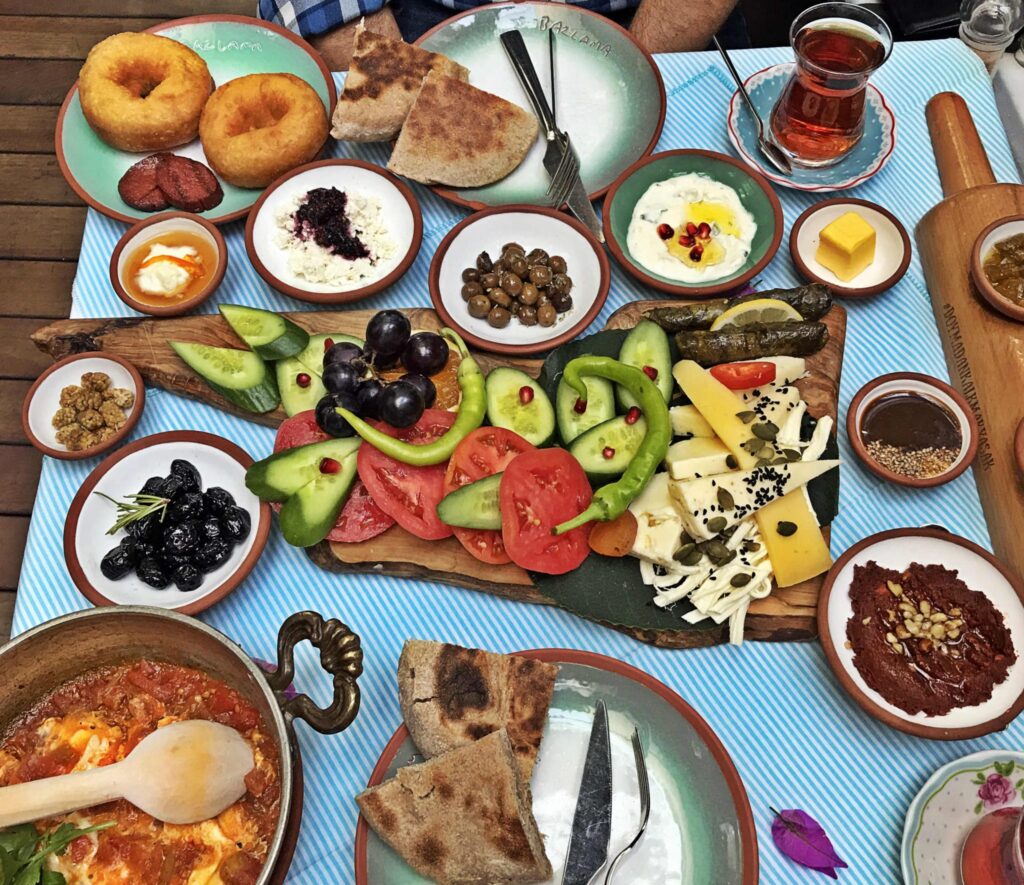 Sabores de Turquía: platos que no puedes perderte 1 Comida Turca que No puedes perderte en tu Viaje - Enzo Exclusive ...